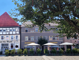 Hotel Am Markt & Brauhaus Stadtkrug - Außenansicht