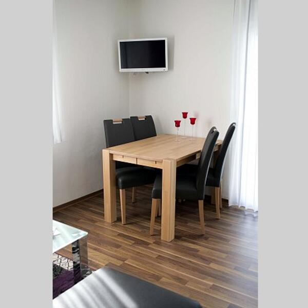 Wein- und Gästehaus Dernst