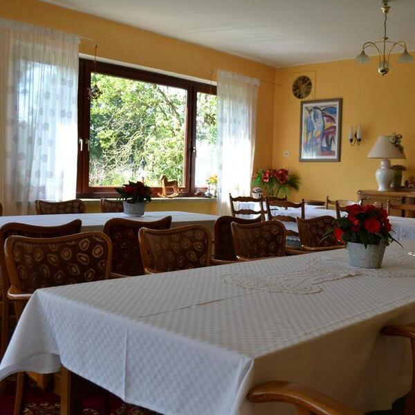 Gasthof Zur Linde Hotel Garni