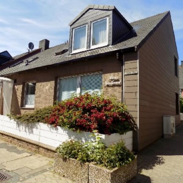 Haus Nordland App. Dünenblick mit Balkon