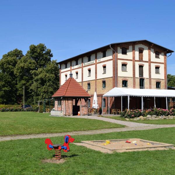 Ferienanlage Gutshaus Gramkow