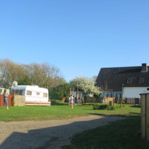 Appartementhaus und Campingplatz "Olendiek"