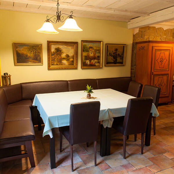 4 Sterne Ferienhaus zum Rundling für 10 Personen