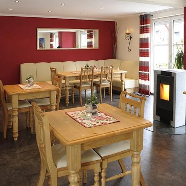 Wein- und Gästehaus M. Bai