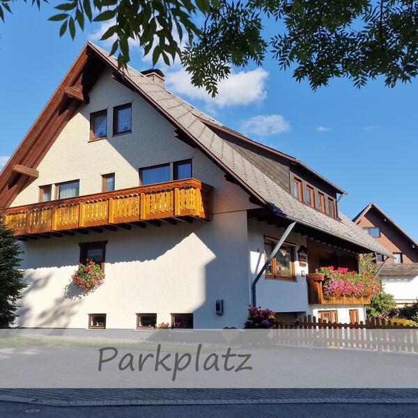 Kostenloser Parkplatz am Haus
