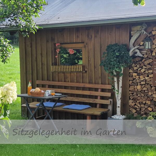 Sitzgelegenheit im Garten
