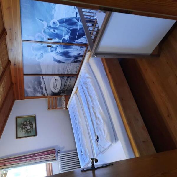 Schlafzimmer in der Familiensuite "Bergblick"