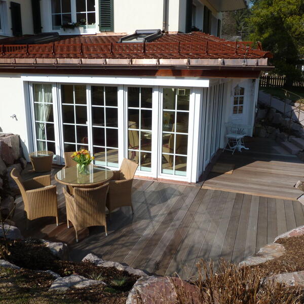 Ferienwohnung Rosengarten im Ferienhaus Carola