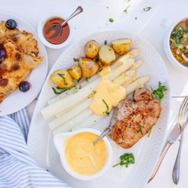 Restaurant, Café und Pension  „Vierländerei“