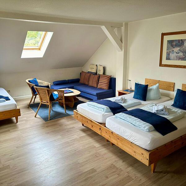 BLOO TOMATO - Pension und Ferienzimmer