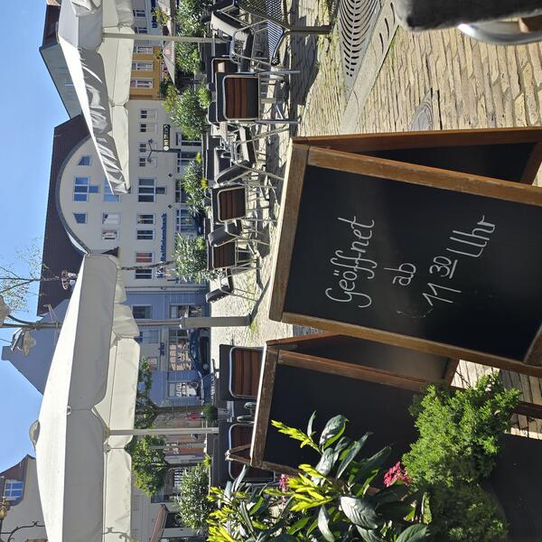 Täglich ab 11:30 Uhr geöffnet 