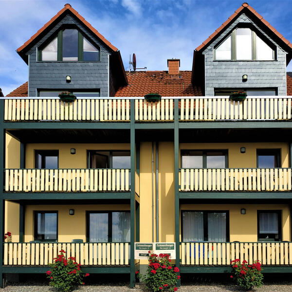 Das Haupthaus seeseitig