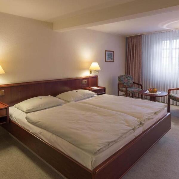 Hotel Altdeutsche Weinstuben Zum Künstlerkeller 