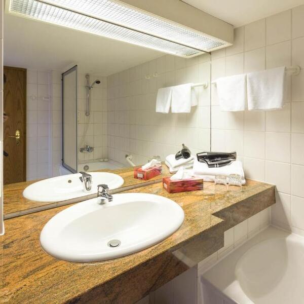 Hotel Altdeutsche Weinstuben Zum Künstlerkeller 