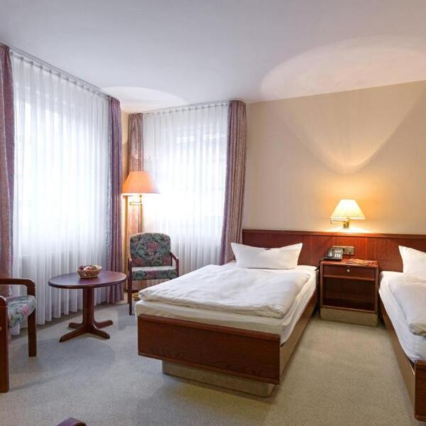 Hotel Altdeutsche Weinstuben Zum Künstlerkeller 