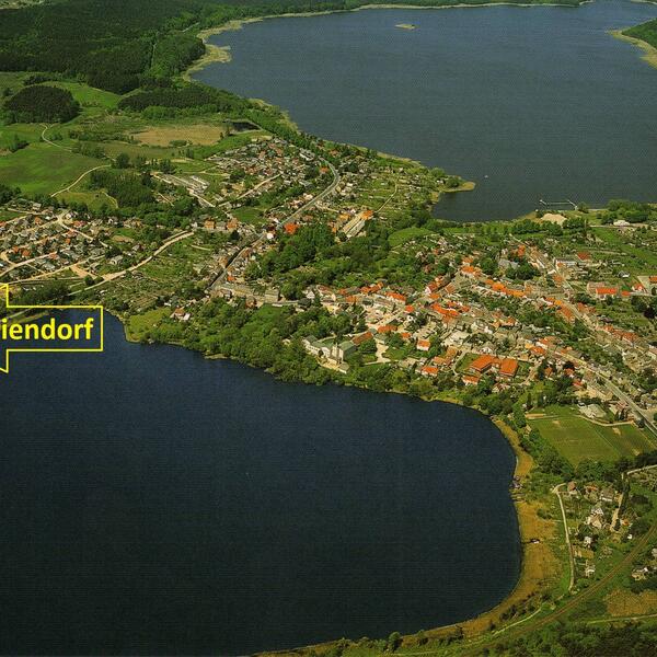 Ferienhäuser am Glammsee