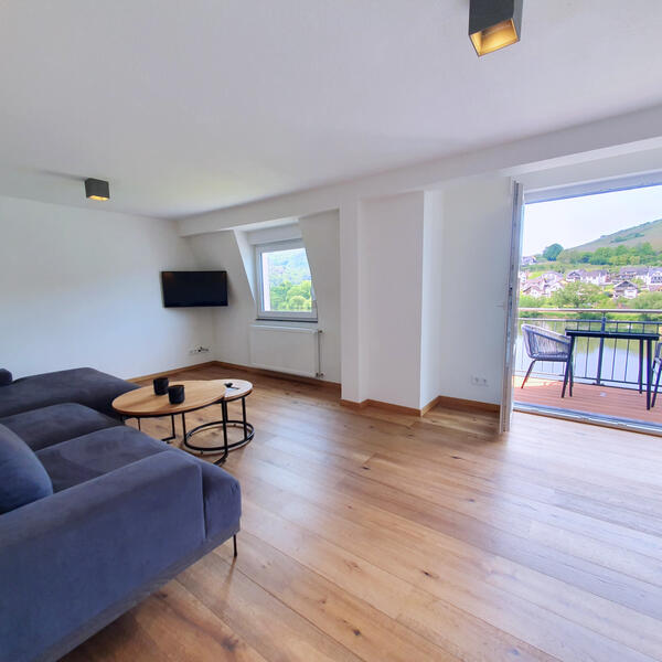 Balkon mit Sitzplatz