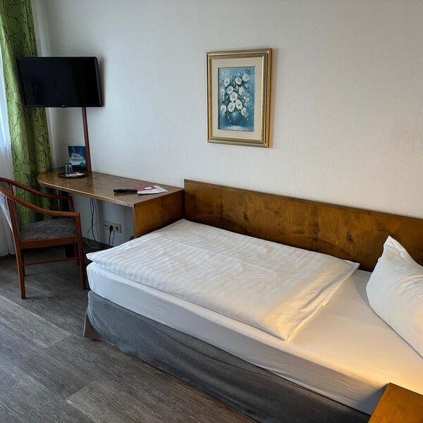 GreenLine Hotel Hellfeld