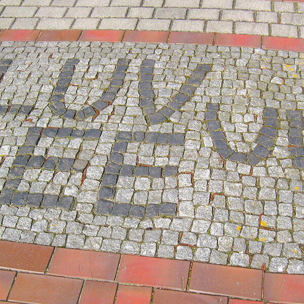 Haus Luv un Lee