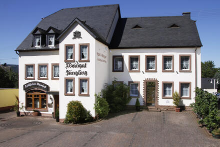 Fröhliches Weinfass