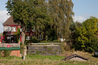 Restaurant, Café und Pension  „Vierländerei“